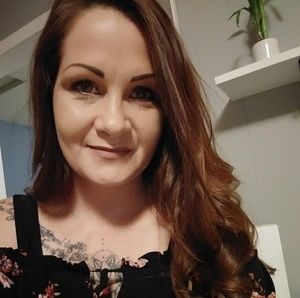 Meet your Posher, Cassandra